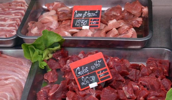 2018: Am avut cele mai mici prețuri la carne din UE